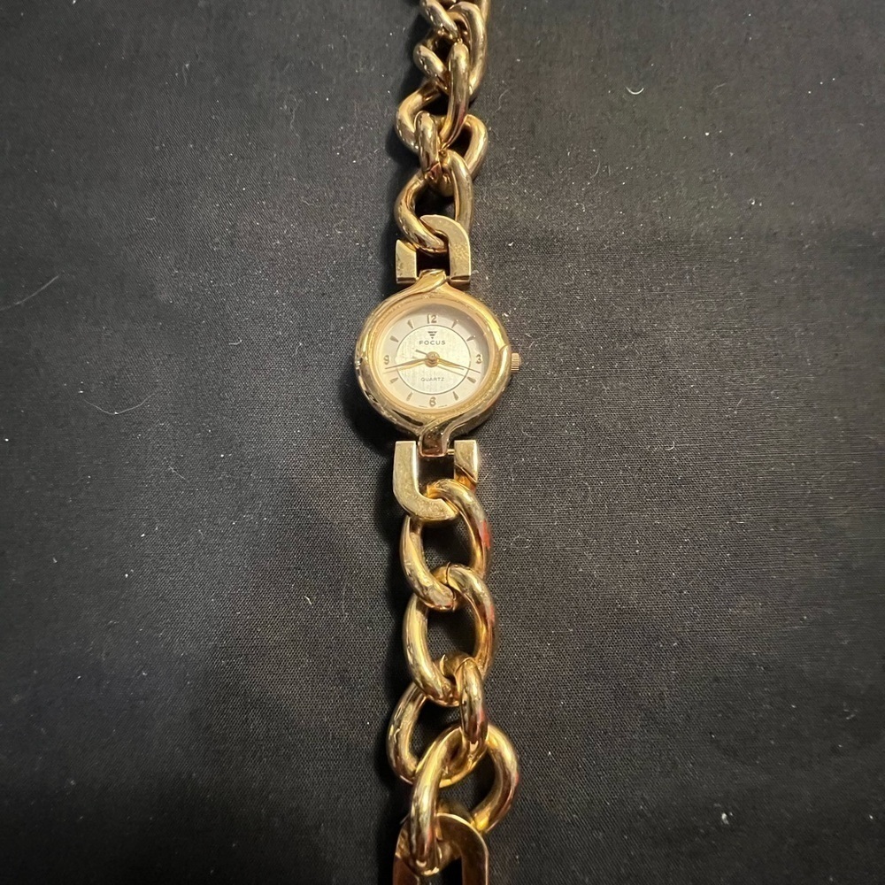 Vintage Gold Toned Chunky Chain Link Watch Bracelet